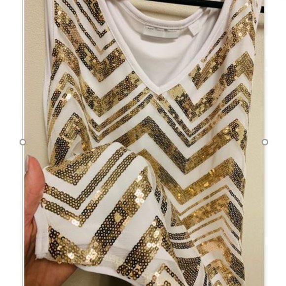 New York & Company, White Tank, Gold Sequin Embellished Chevron, Medium, NWT - Picture 2 of 7